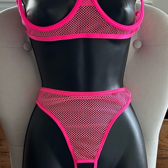 Hot Pink mesh banded, open bra, and panty set NWOT. - Picture 8 of 8
